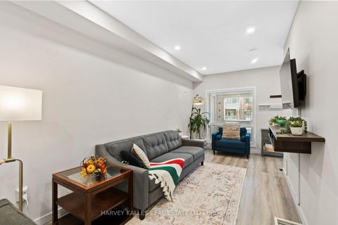 Photo 7 at 1254 Woodbine Avenue, East York, Toronto