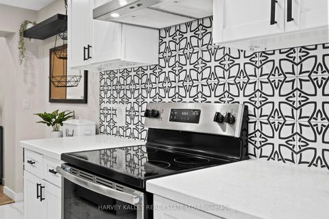 Photo 15 at 1254 Woodbine Avenue, East York, Toronto