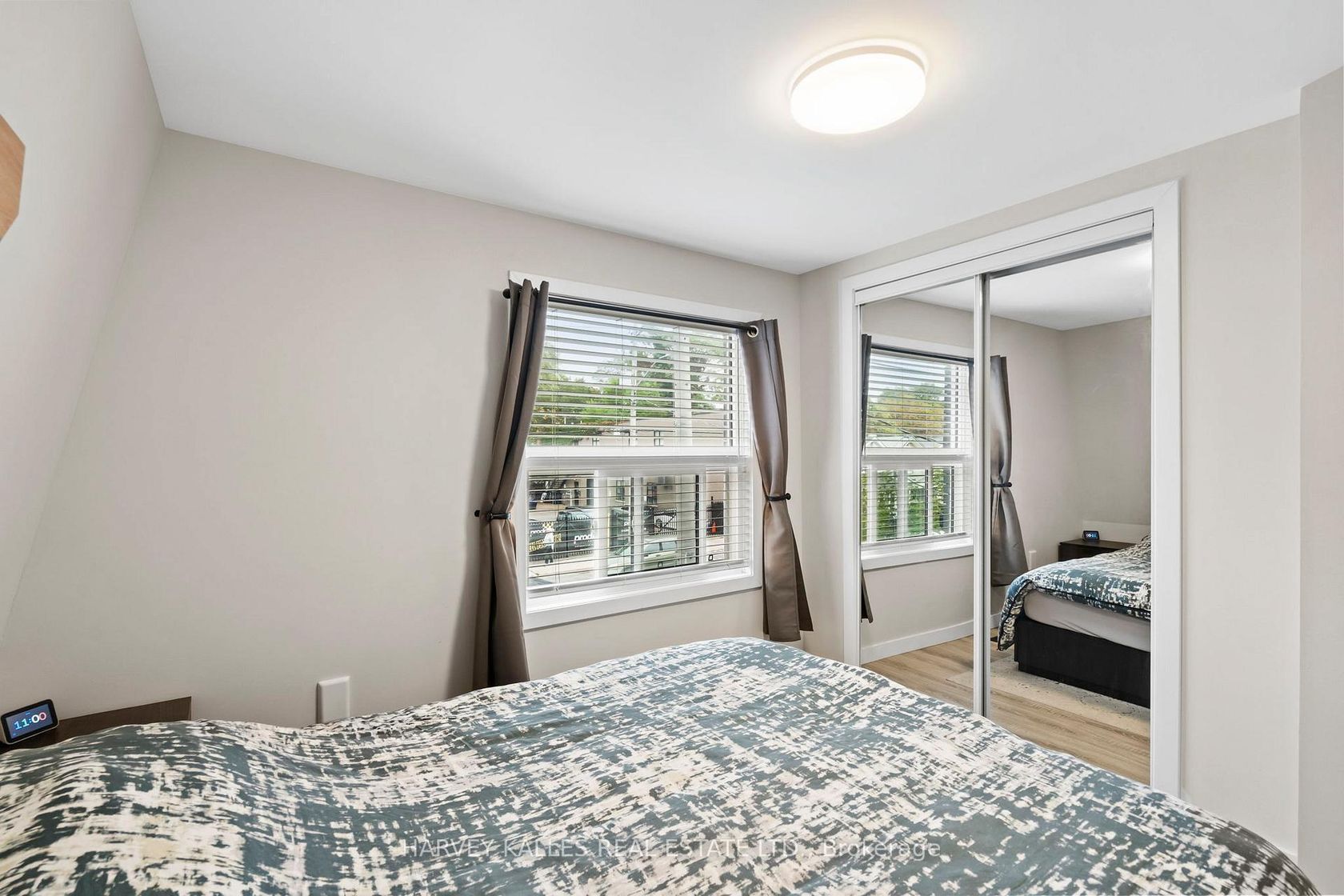 Photo 19 at 1254 Woodbine Avenue, East York, Toronto Photo 19 at 1254 Woodbine Avenue, East York, Toronto