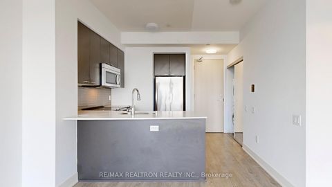 Photo 6 at 3003 - 30 Roehampton Avenue, Mount Pleasant West, Toronto Photo 6 at 3003 - 30 Roehampton Avenue, Mount Pleasant West, Toronto