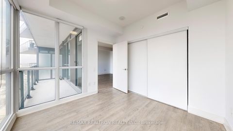 Photo 15 at 3003 - 30 Roehampton Avenue, Mount Pleasant West, Toronto