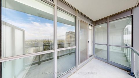 Photo 18 at 3003 - 30 Roehampton Avenue, Mount Pleasant West, Toronto