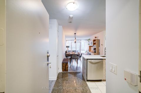 Photo 2 at 608 - 361 Front Street W, Waterfront Communities C1, Toronto