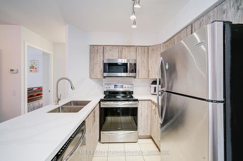 Photo 4 at 608 - 361 Front Street W, Waterfront Communities C1, Toronto