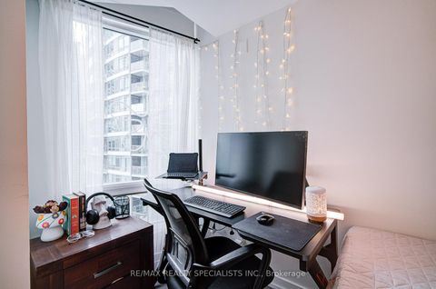 Photo 18 at 608 - 361 Front Street W, Waterfront Communities C1, Toronto