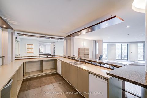 Photo 33 at 608 - 361 Front Street W, Waterfront Communities C1, Toronto