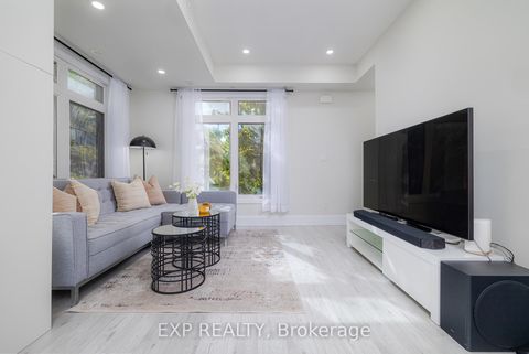 Photo 4 at 1 - 630 Rogers Road, Eglinton West, Toronto Photo 4 at 1 - 630 Rogers Road, Eglinton West, Toronto