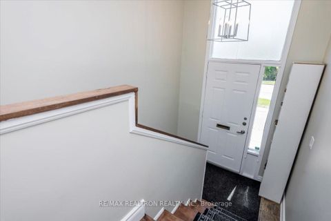 Photo 1 at 196 Edgehill Drive, Edgehill Drive, Barrie