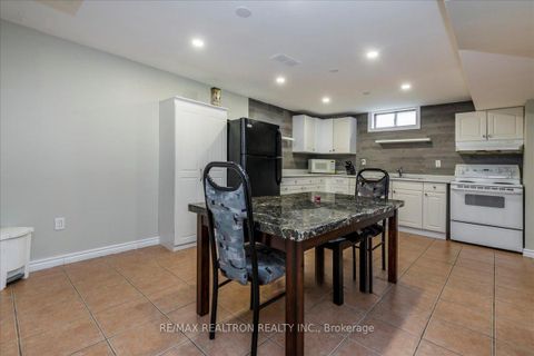 Photo 12 at 196 Edgehill Drive, Edgehill Drive, Barrie