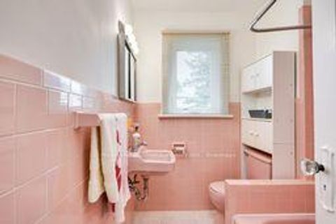 Photo 17 at 37 Cadorna Avenue, East York, Toronto
