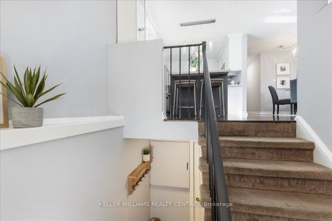 Photo 4 at 8 Fairbairn Court, Bowmanville, Clarington