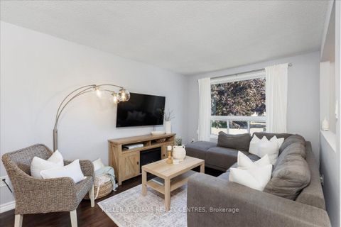 Photo 5 at 8 Fairbairn Court, Bowmanville, Clarington