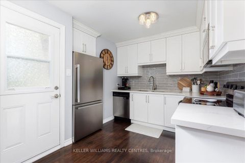 Photo 11 at 8 Fairbairn Court, Bowmanville, Clarington