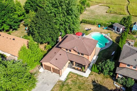 Photo 1 at 32 Church Street, Cookstown, Innisfil