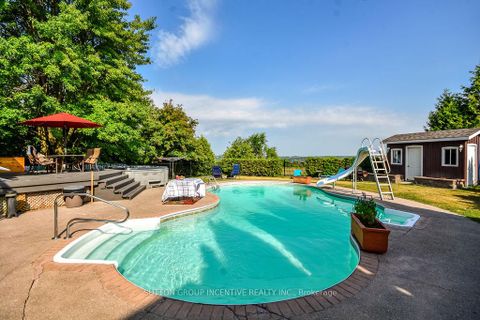 Photo 37 at 32 Church Street, Cookstown, Innisfil