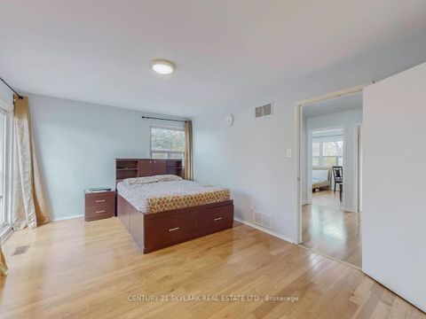 Photo 20 at 2 Dove Hawk Way, Branson, Toronto