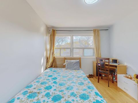 Photo 23 at 2 Dove Hawk Way, Branson, Toronto