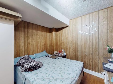 Photo 34 at 2 Dove Hawk Way, Branson, Toronto
