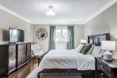 Photo 18 at 20 Marsh Street, North Richvale, Richmond Hill Photo 18 at 20 Marsh Street, North Richvale, Richmond Hill