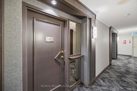 Photo 2 at 201 - 5444 Yonge Street, Willowdale West, Toronto