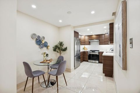 Photo 4 at 201 - 5444 Yonge Street, Willowdale West, Toronto