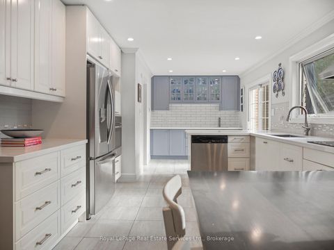 Photo 12 at 2480 Waterford Street, WO West, Oakville