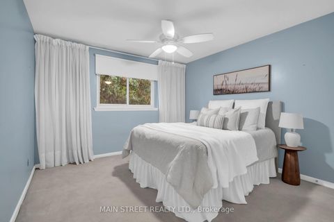 Photo 12 at 47 Graystone Gardens, City Centre West, Toronto