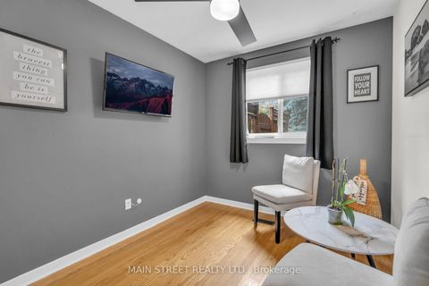 Photo 18 at 47 Graystone Gardens, City Centre West, Toronto