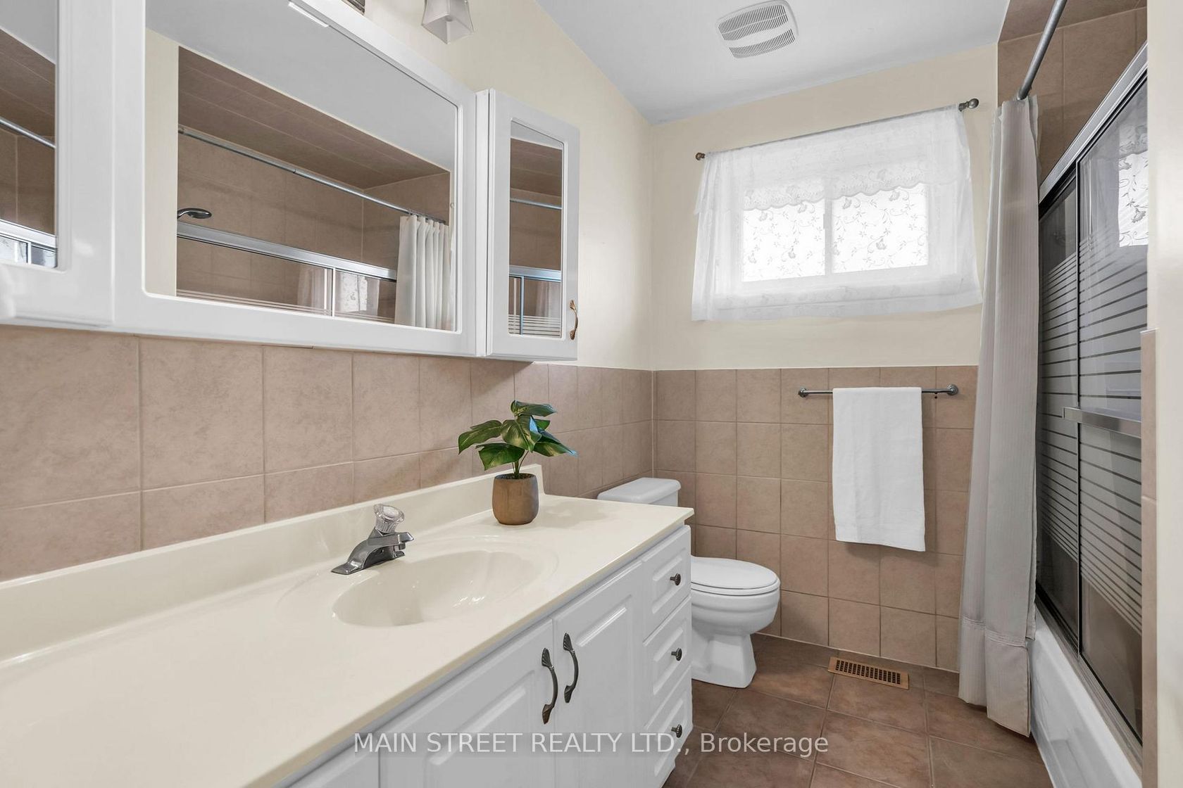 Photo 16 at 47 Graystone Gardens, City Centre West, Toronto Photo 16 at 47 Graystone Gardens, City Centre West, Toronto