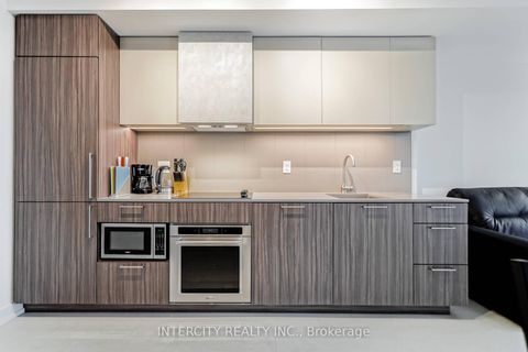 Photo 8 at 2709 - 19 Western Battery Road, Niagara, Toronto