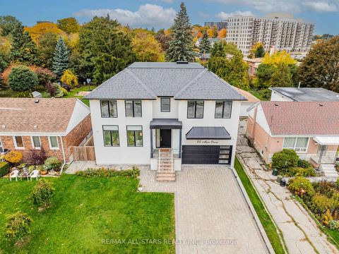 Photo 3 at 44 Muir Drive, Scarborough Village, Toronto