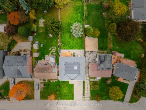 Photo 5 at 44 Muir Drive, Scarborough Village, Toronto