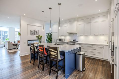 Photo 13 at 44 Muir Drive, Scarborough Village, Toronto