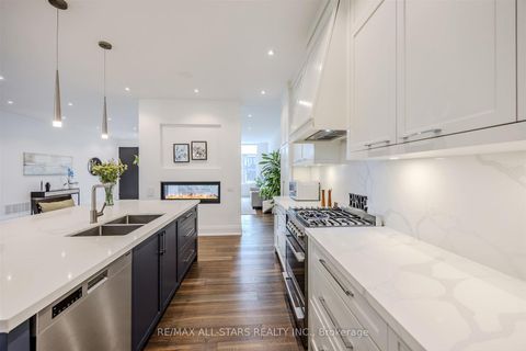 Photo 15 at 44 Muir Drive, Scarborough Village, Toronto
