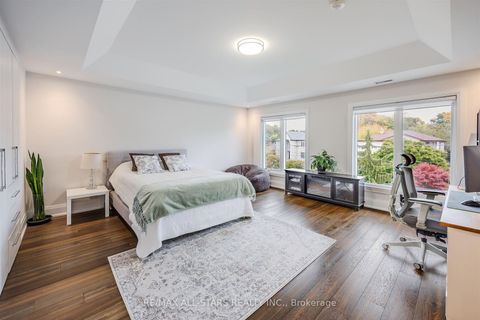 Photo 34 at 44 Muir Drive, Scarborough Village, Toronto