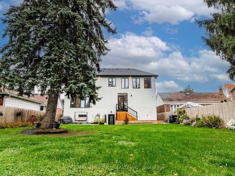 Photo 41 at 44 Muir Drive, Scarborough Village, Toronto