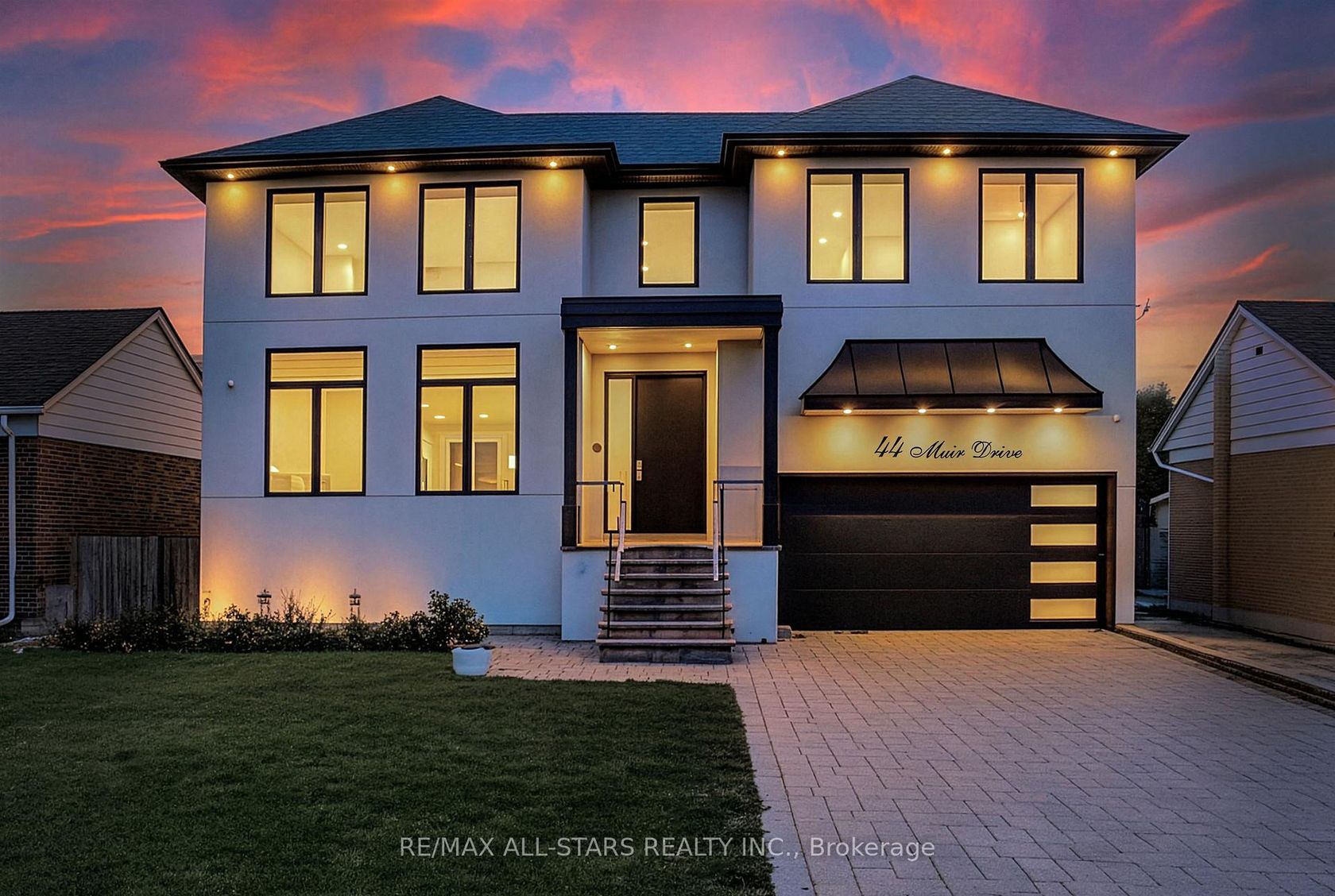 44 Muir Drive, Scarborough Village, Toronto  by Loree Meneguzzi Real Estate 44 Muir Drive, Scarborough Village, Toronto