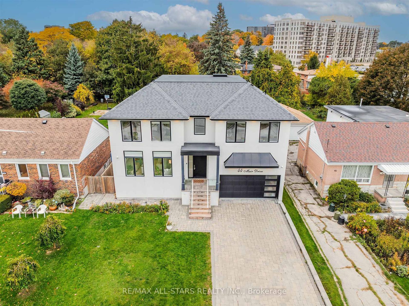 Photo 3 at 44 Muir Drive, Scarborough Village, Toronto Photo 3 at 44 Muir Drive, Scarborough Village, Toronto