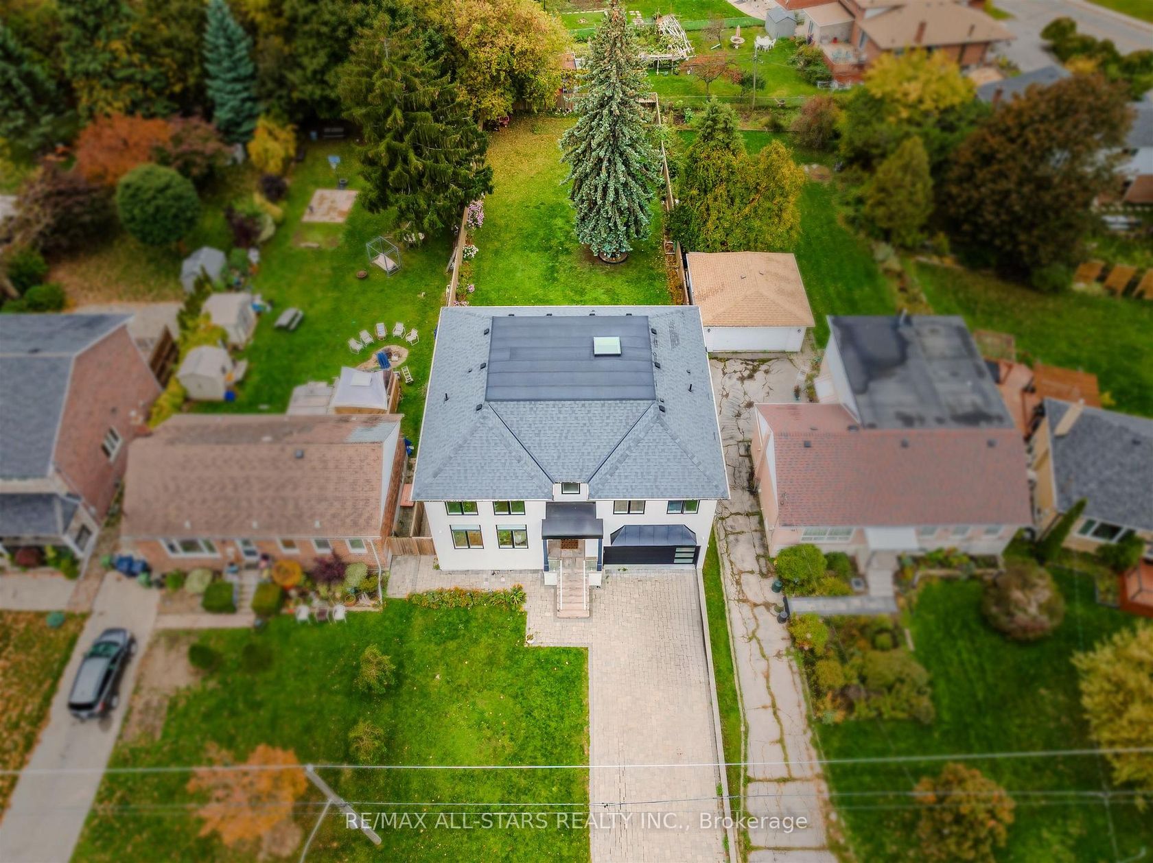 Photo 4 at 44 Muir Drive, Scarborough Village, Toronto Photo 4 at 44 Muir Drive, Scarborough Village, Toronto