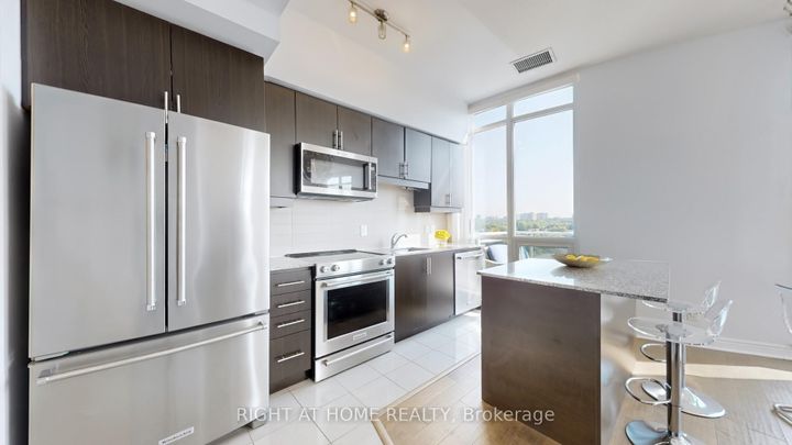 Photo 10 at 1110 - 2756 Old Leslie Street, Bayview Village, Toronto