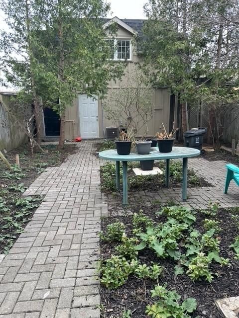 Photo 5 at 148 Borden Street, University, Toronto