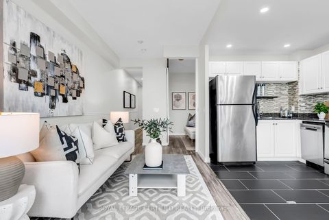 Photo 8 at 1405 - 218 Queens Quay W, Waterfront Communities C1, Toronto