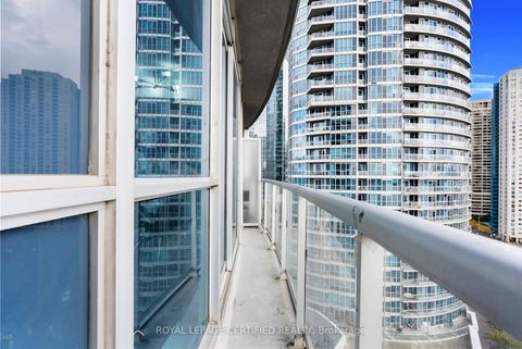 Photo 20 at 1405 - 218 Queens Quay W, Waterfront Communities C1, Toronto