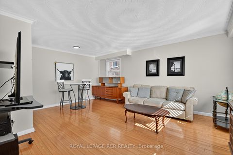 Photo 6 at 398 Connaught Avenue, Newtonbrook West, Toronto