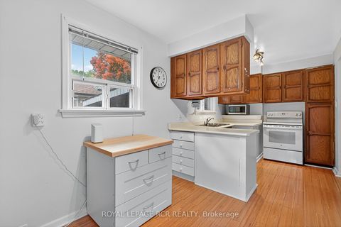 Photo 15 at 398 Connaught Avenue, Newtonbrook West, Toronto