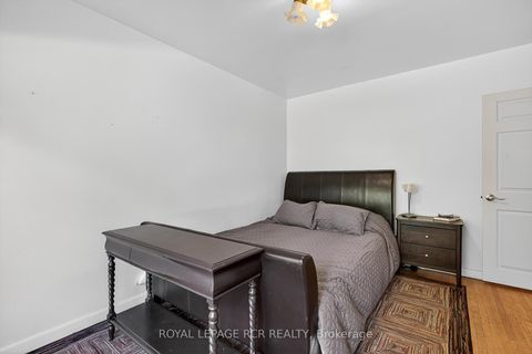 Photo 17 at 398 Connaught Avenue, Newtonbrook West, Toronto