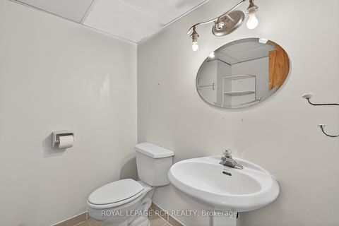 Photo 25 at 398 Connaught Avenue, Newtonbrook West, Toronto
