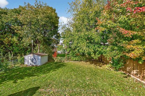 Photo 35 at 398 Connaught Avenue, Newtonbrook West, Toronto