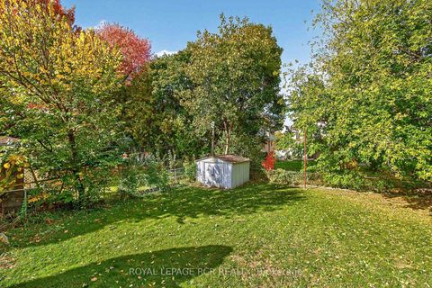 Photo 37 at 398 Connaught Avenue, Newtonbrook West, Toronto