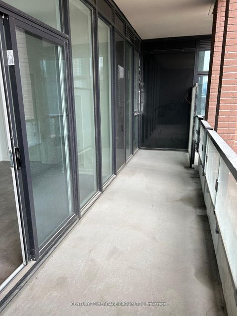 Photo 11 at 402 - 270 Dufferin Street, South Parkdale, Toronto